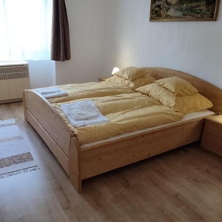 Andrea Vendeghaz Vila Egerszolat Exterior foto