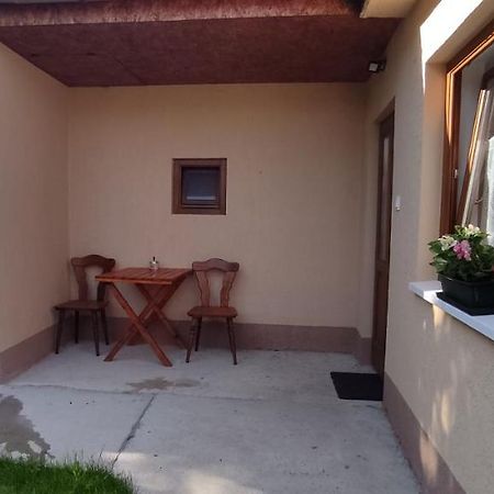 Andrea Vendeghaz Vila Egerszolat Exterior foto